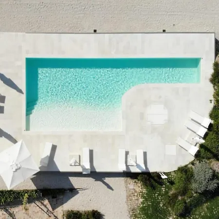 Βίλα Manor In Marche With Pool & Near Adriatic Beaches